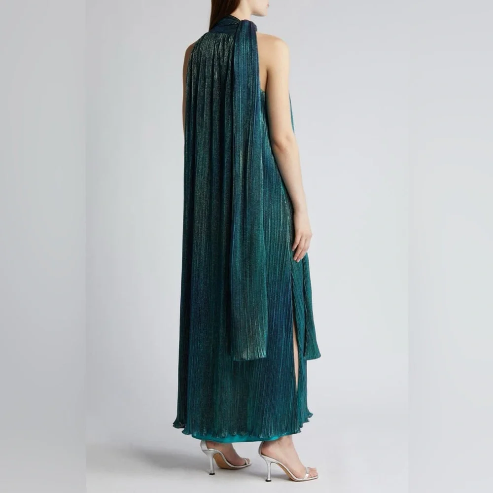 NWT Black Halo Eve Henna Metallic Shift Gown - Picture 2 of 6